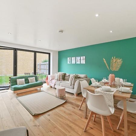 Lovely 4 Bed With Ensuite Free Wifi Off Street Parking In Sutton Morden  Экстерьер фото